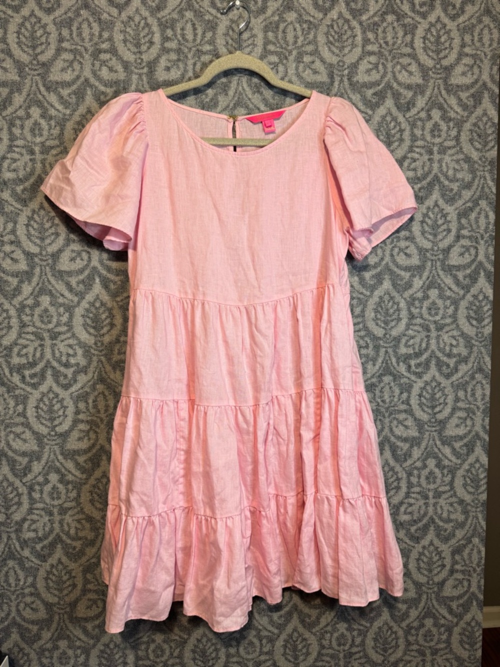 Lilly Pulitzer Jocelyn Short Sleeve Linen Dress. 
Size L